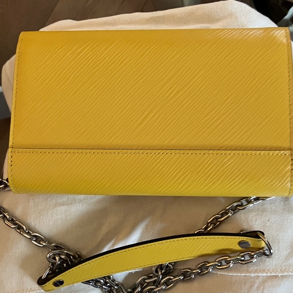 LV twist yellow epi “Early Bird” wallet. EUC. - Picture 7 of 9